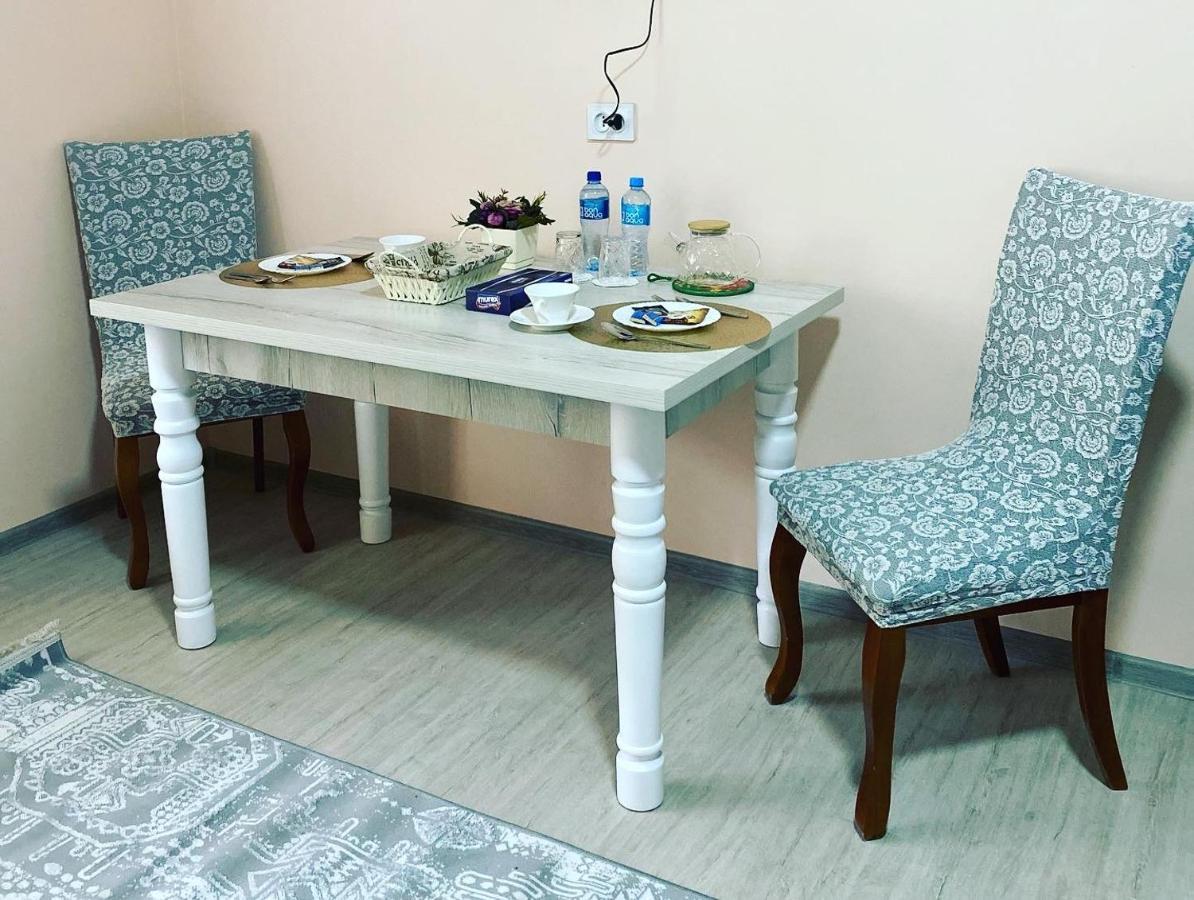 Apart House Turkistan Esterno foto
