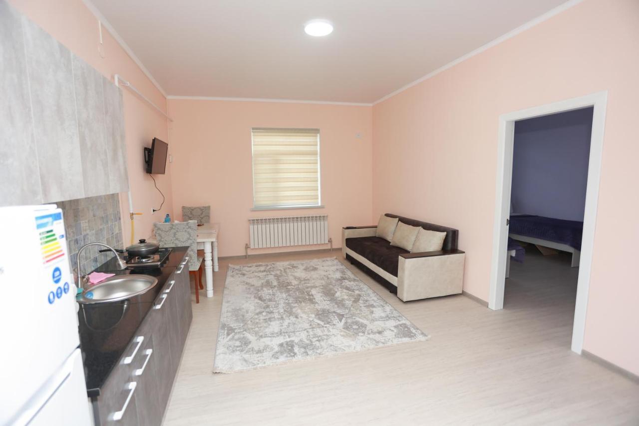 Apart House Turkistan Esterno foto